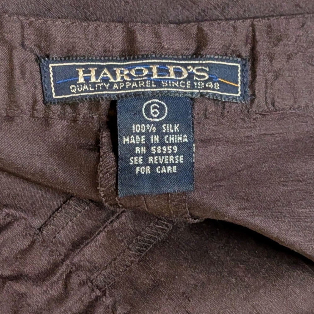 Harold's‎ Brown Embroidered Floral Capri Pants Orange Flowers Size 8 Designer - Picture 9 of 10